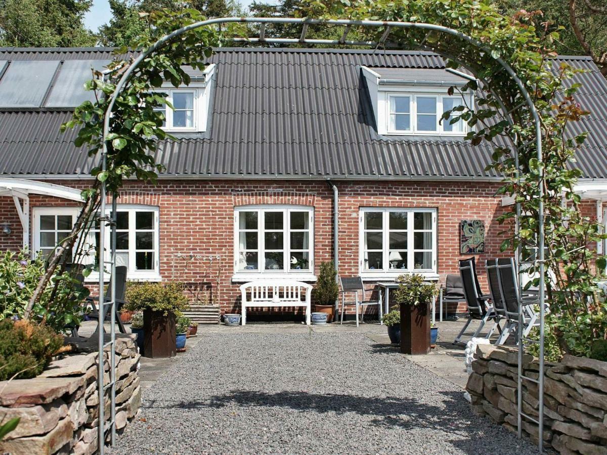 4 Person Holiday Home In Nex Langedeby Exterior foto